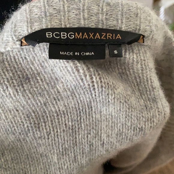 BCBG Color Block Sweater - Picture 4 of 4